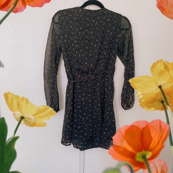 Chiffon wrap dress - Picture 2 of 5